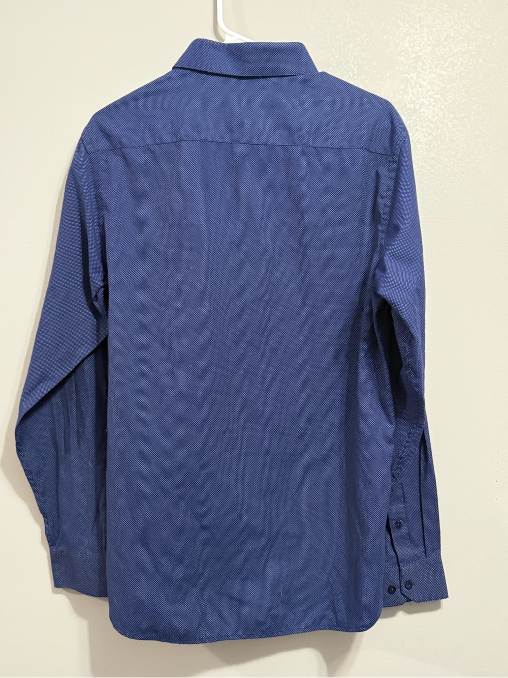 Men's Blue Long-Sleeve Dress Shirt with Point Collar - Picture 5 of 13